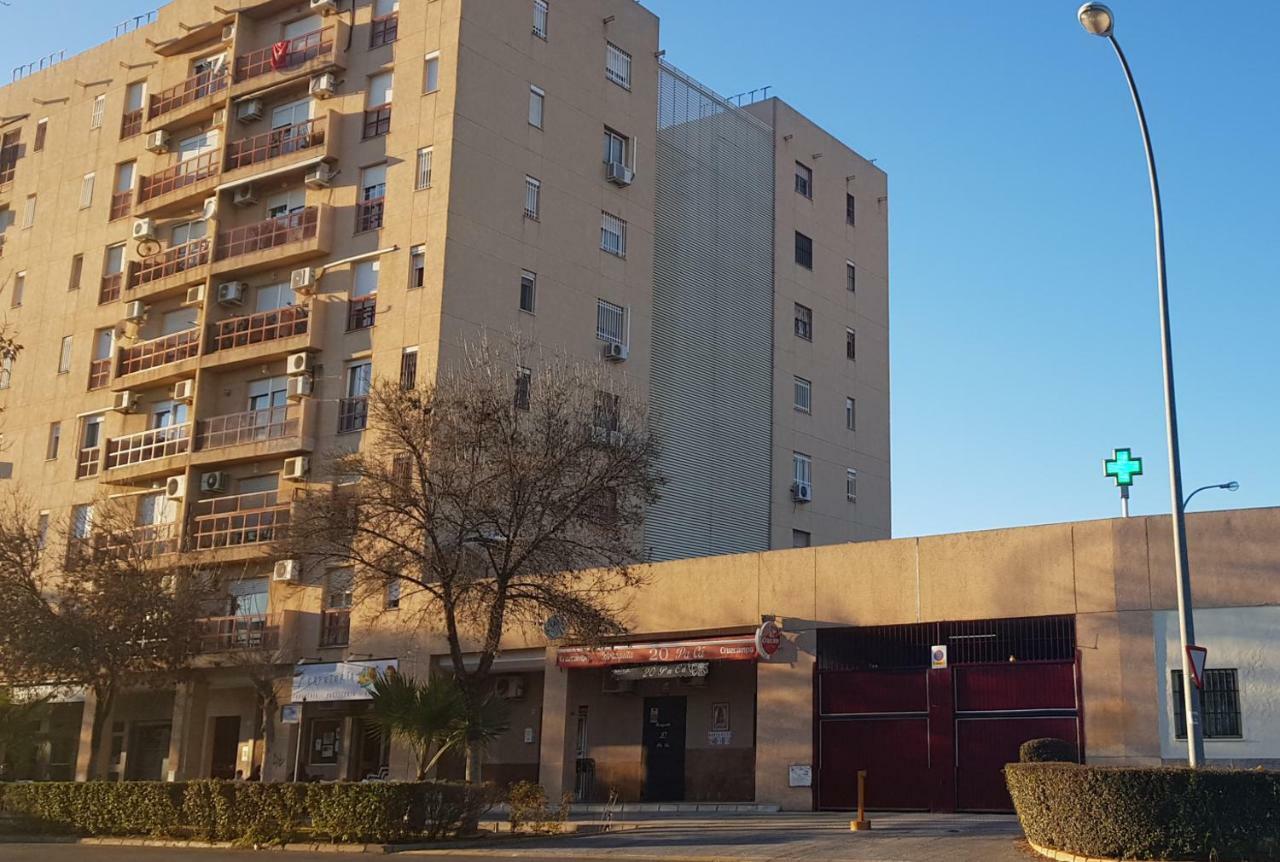 Apartamento Frente A Palacio De Congresos Sewilla Zewnętrze zdjęcie